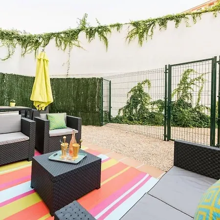 Chamberi Con Jardin B By Regalatemadrid Com Madrid Exterior photo