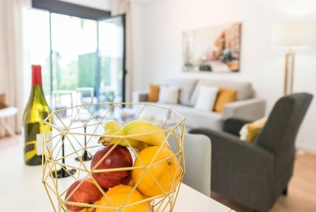 Chamberi Con Jardin B By Regalatemadrid Com * Madrid